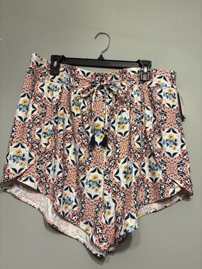 Women's Printed Drawstring Shorts in White and Blue